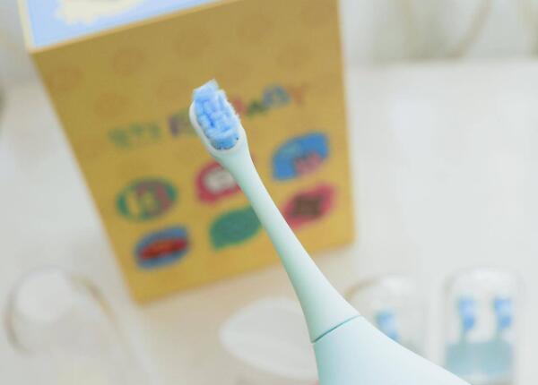 兒童智能電動(dòng)牙刷利弊分析：這樣刷牙很傷牙！