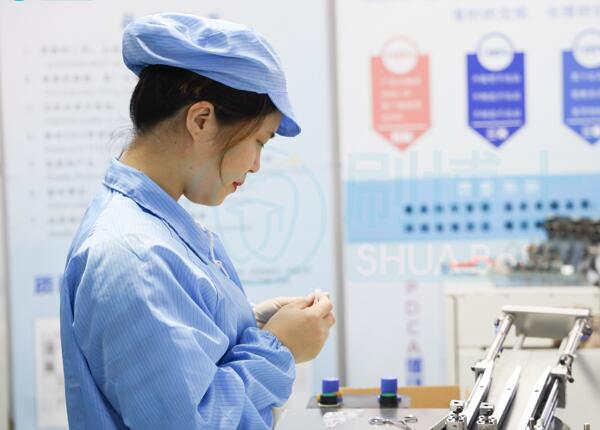 刷博士電動牙刷定制價格大概是多少？